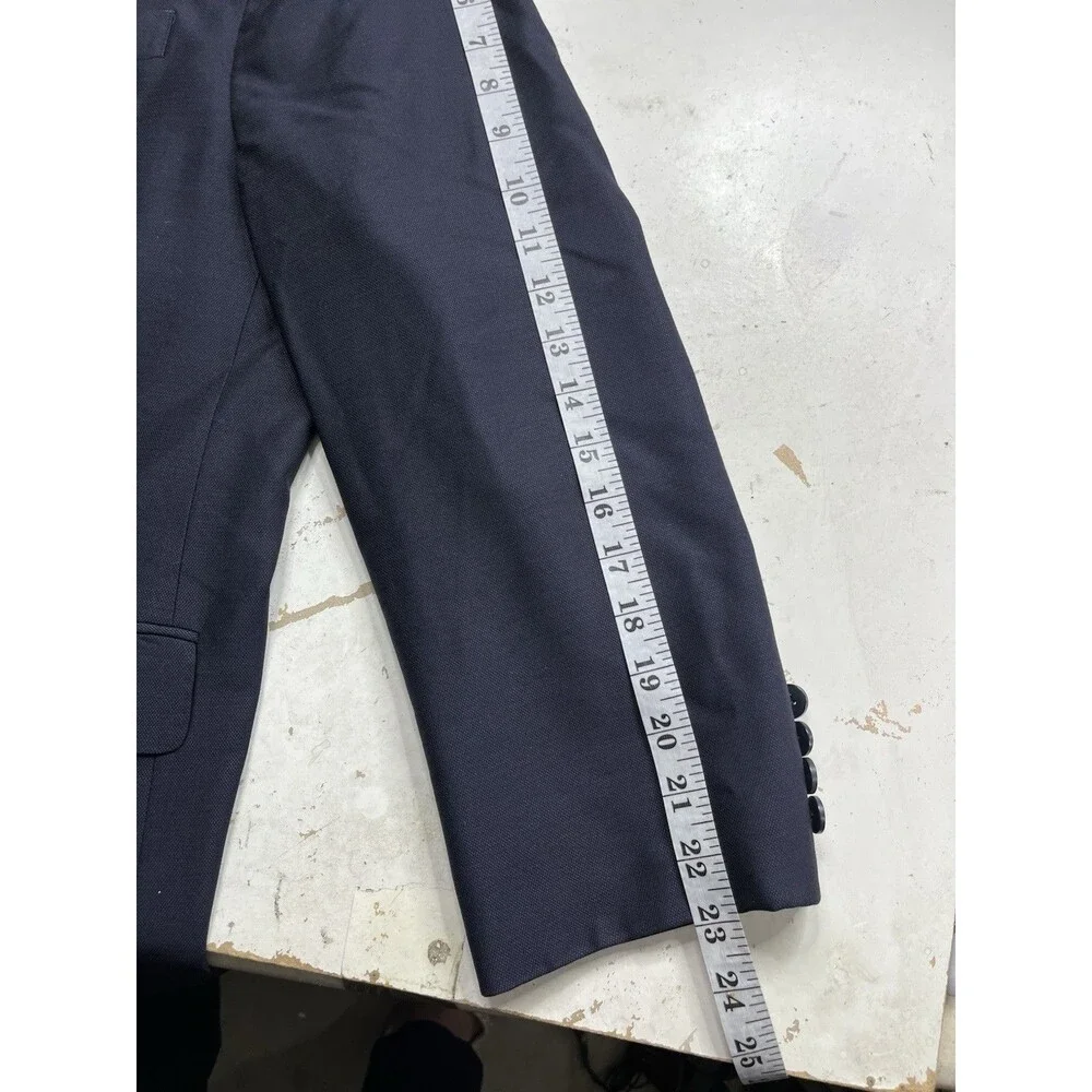 Banana Republic *a small